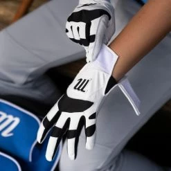 Marucci Signature Youth Batting Glove - White 9 Marucci Signature Youth Batting Glove - White -Marucci Sales MBGSGN3Y 1 01314